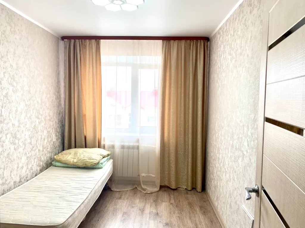 Трёхкомнатная квартира у ТЦ Оазис Плаза