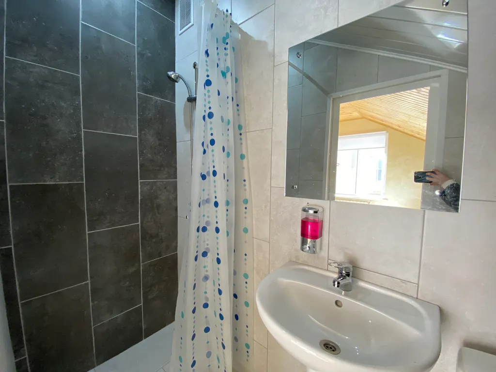 4 комнатный 2 этажный дом