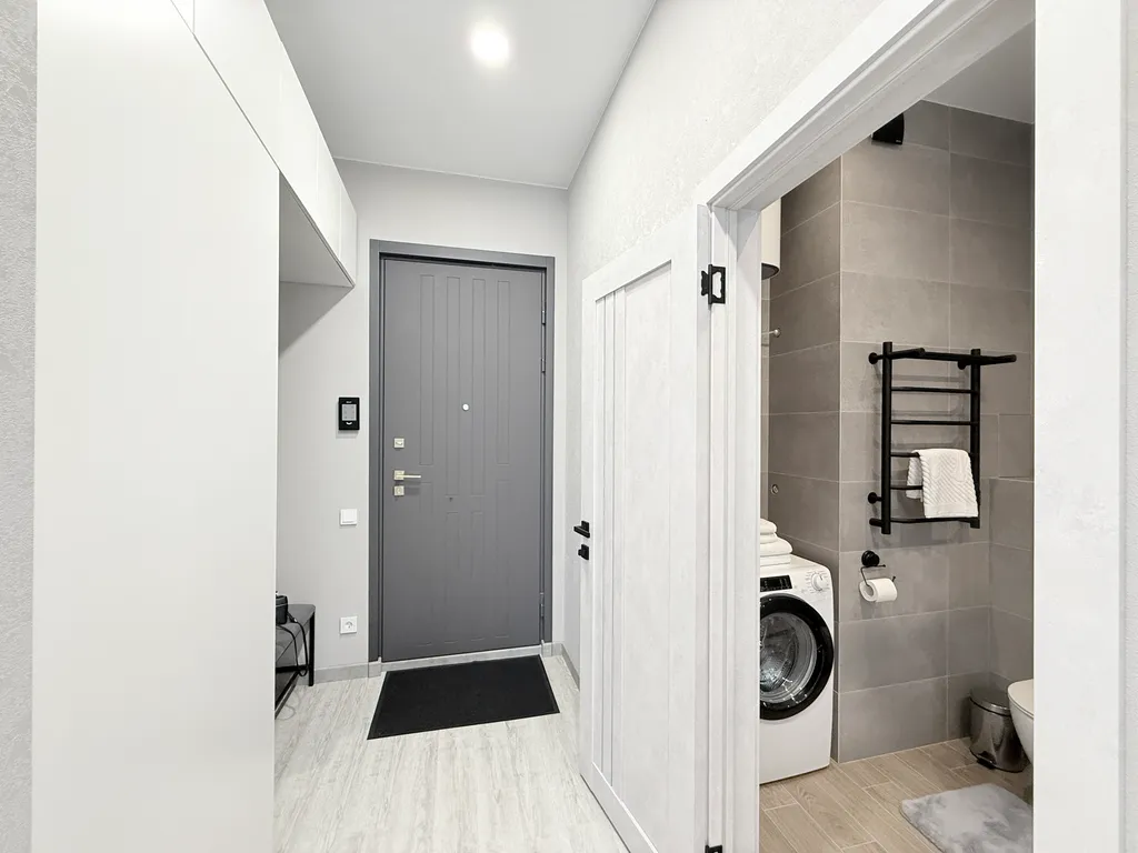 Квартира для семьи в жк с колоннадой и фонтанами