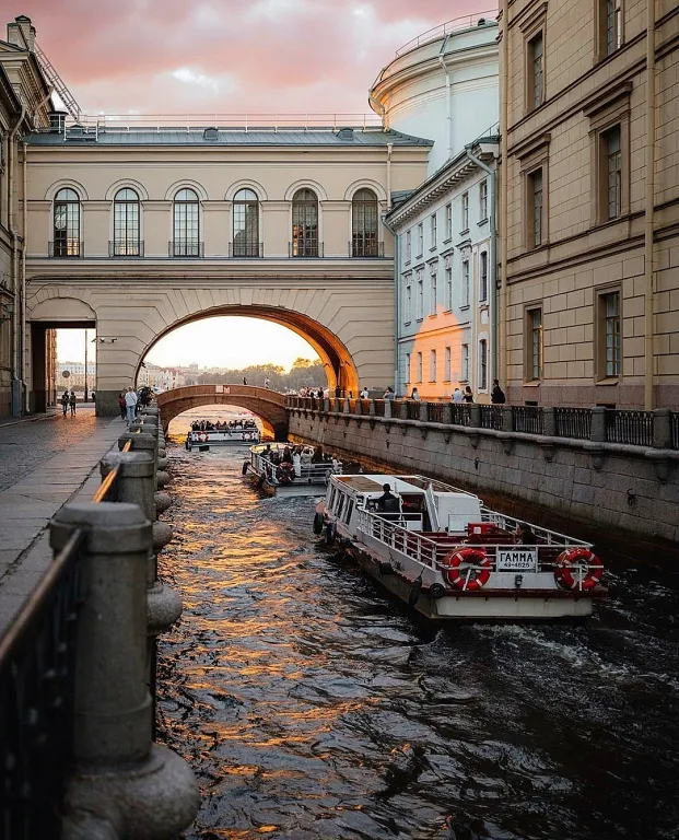 Квартира Квартира Green deluxe at the Harmitage — Санкт-Петербург