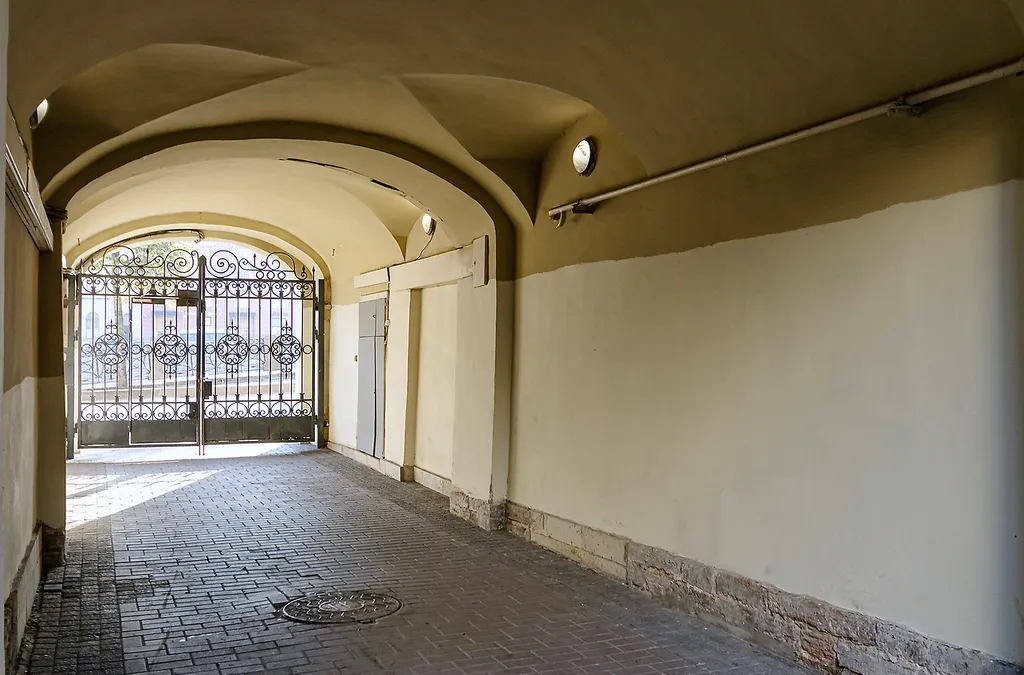 Дизайнepcкие апартаменты с великолепным видом нa Фонтaнку