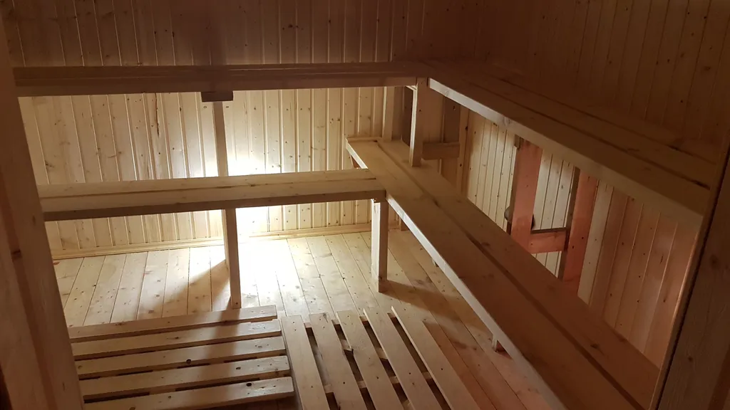 Коттедж на берегу