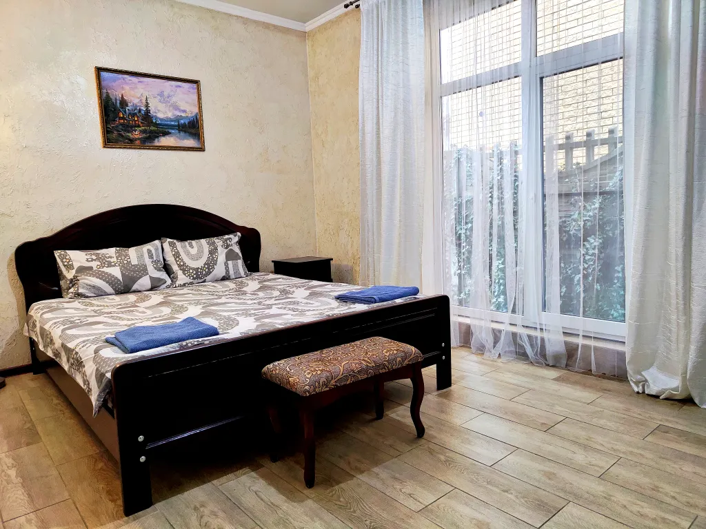 Дом "Тульский пряник", рядом с термальным источником "Псыгупс".