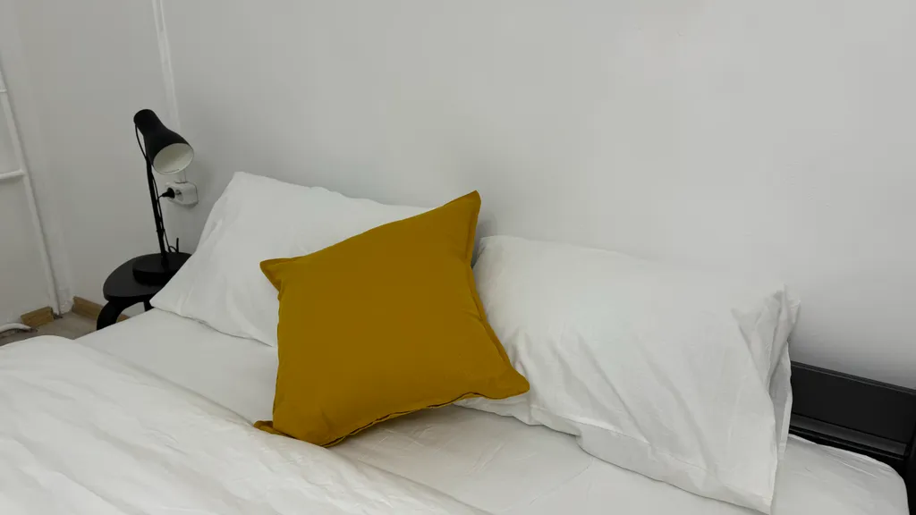 Большая и уютная комната у Московского Кремля