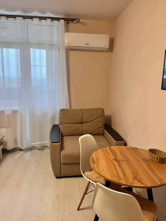 Уютная студия, в пяти минутах ходьбы от ЖД станции Звенигород