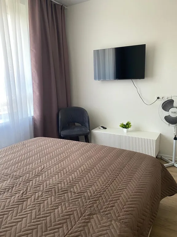 Евро однушка с видом на лес