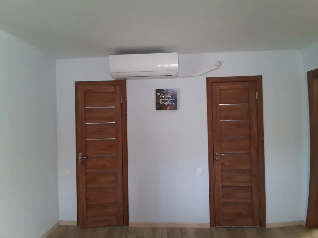 Дом у моря с видом на море