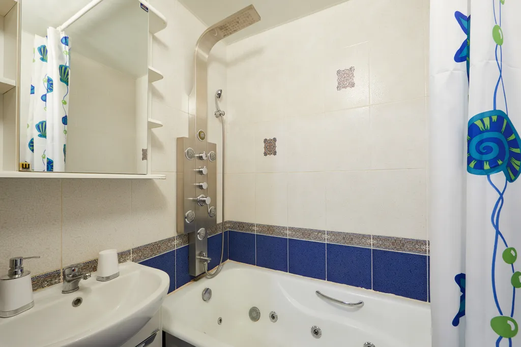 Квартира район Башня, Медеор, Сад победы, Оптик-Центр, ХШ Трактор