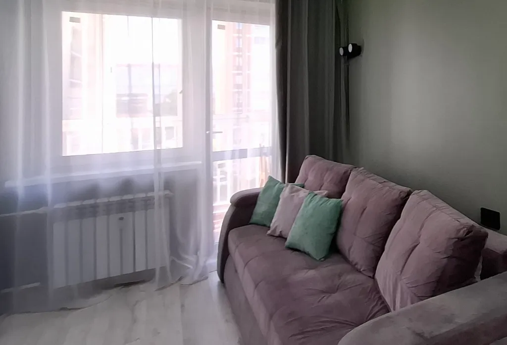 Квартира Небольшая, уютная студия у областной больницы — аренда посуточно в Иркутск