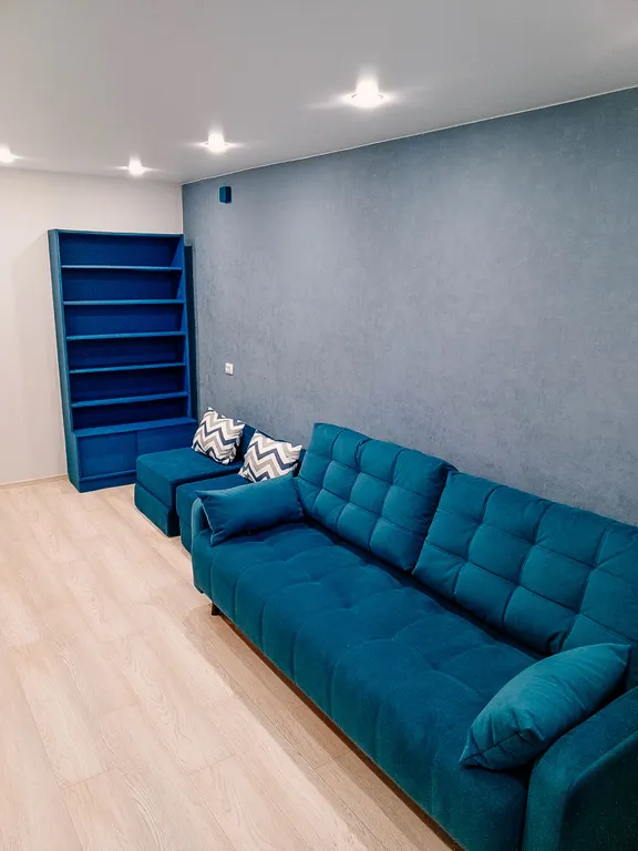 Свежая трешка с раздельными комнатами в тихом районе города