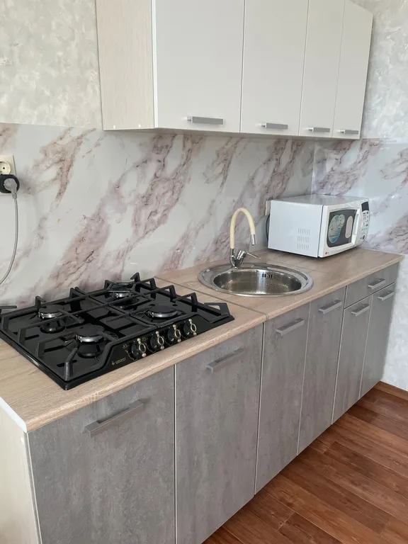 Квартира рядом с ТЦ Коллаж