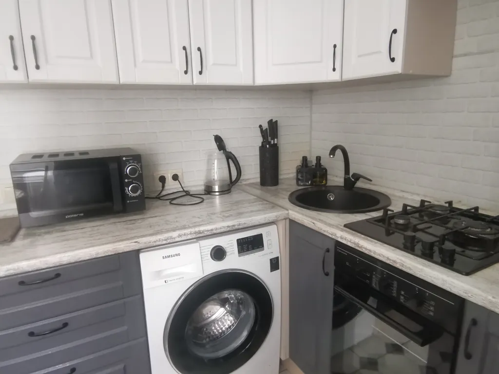 Уютная квартира с видом на горизонт и восход Солнца