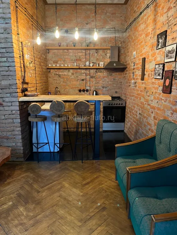 Квартира Квартира Лофт у  пляжа,вода всегда. Плита газ/электро — Сухум