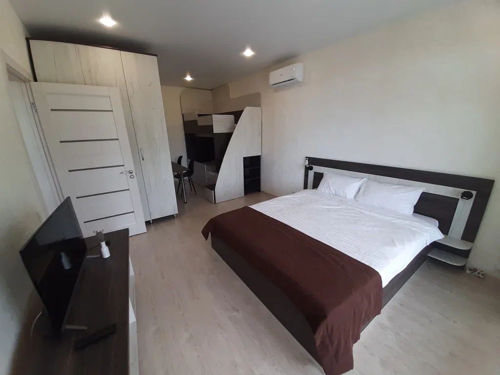 Вилла 220м2 с бассейном Горная лаванда. 6взр.+4 дет.