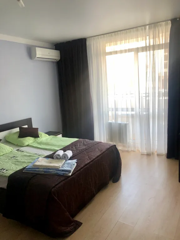 Просторная квартира в 300 метрах от моря