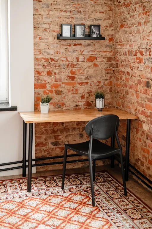 Дом у Короткевича в 10 минутах от Немиги.