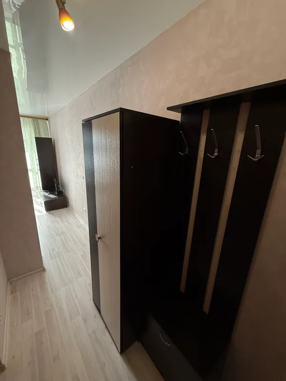 Студия 20кв.м - широкая кровать, стиралка, микроволновка, холодильник