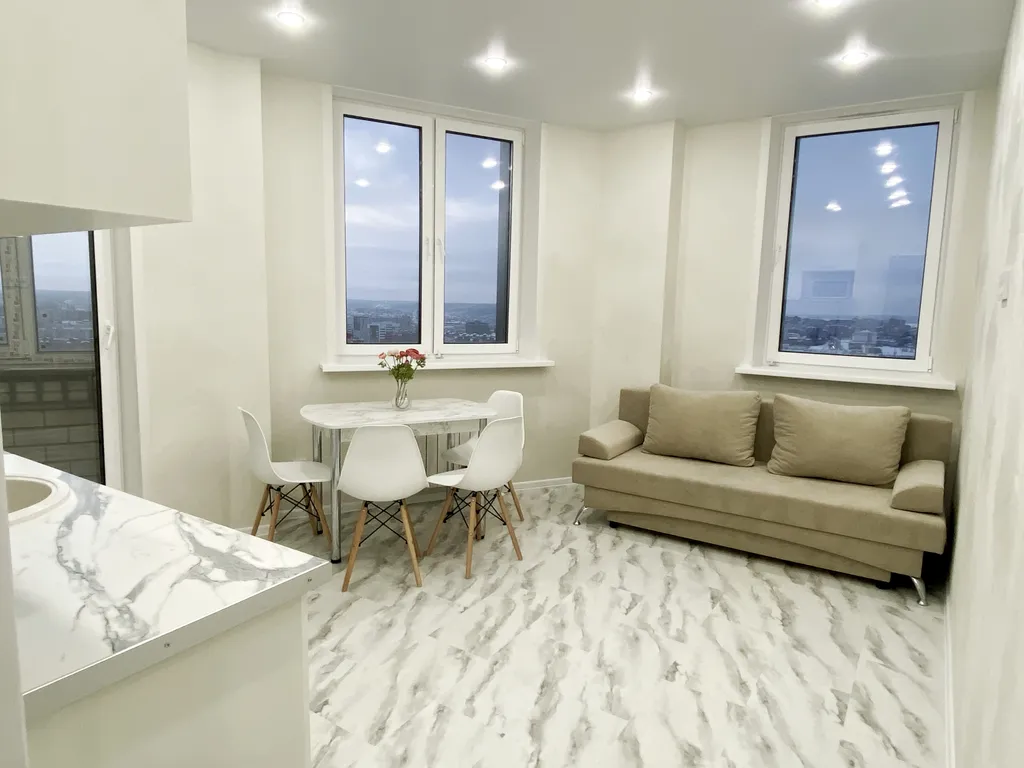 Квартира с видом на Волгу и город