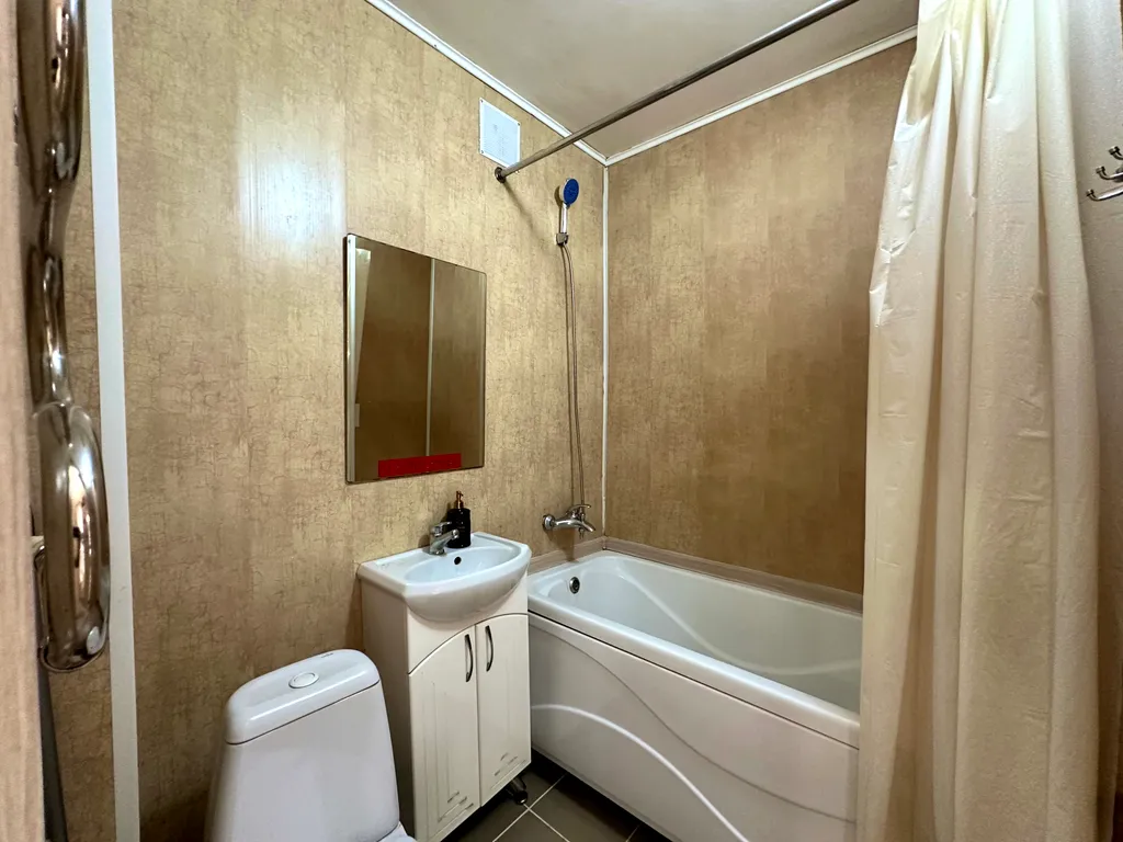 Квартира у ТЦ Спутник