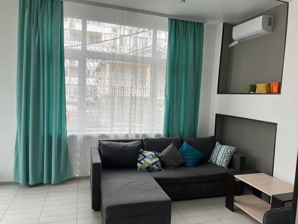 Апартаменты Орловка в минуте от пляжа