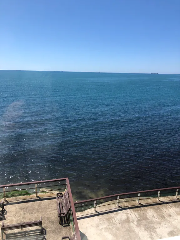 Квартира у самого синего-синего моря