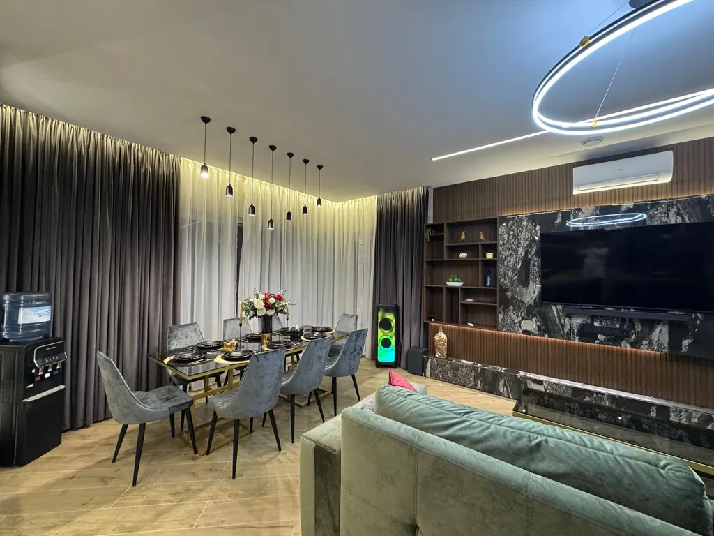 Загородная вилла в лесу