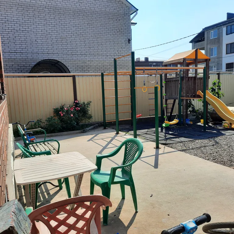 Коттедж Часть дома с отдельным входом с видом на горы — Геленджик