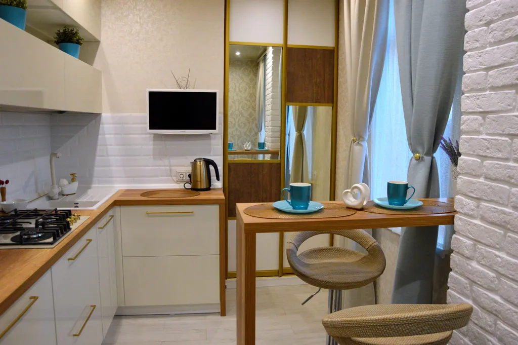 Квартира у Тополя