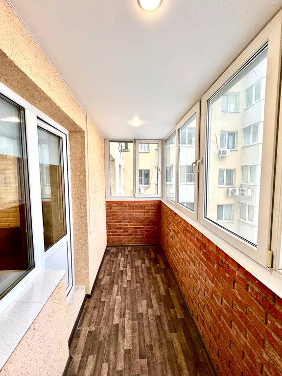 Красивая, уютная квартира в новом доме рядом с ТЦ "Космопорт"