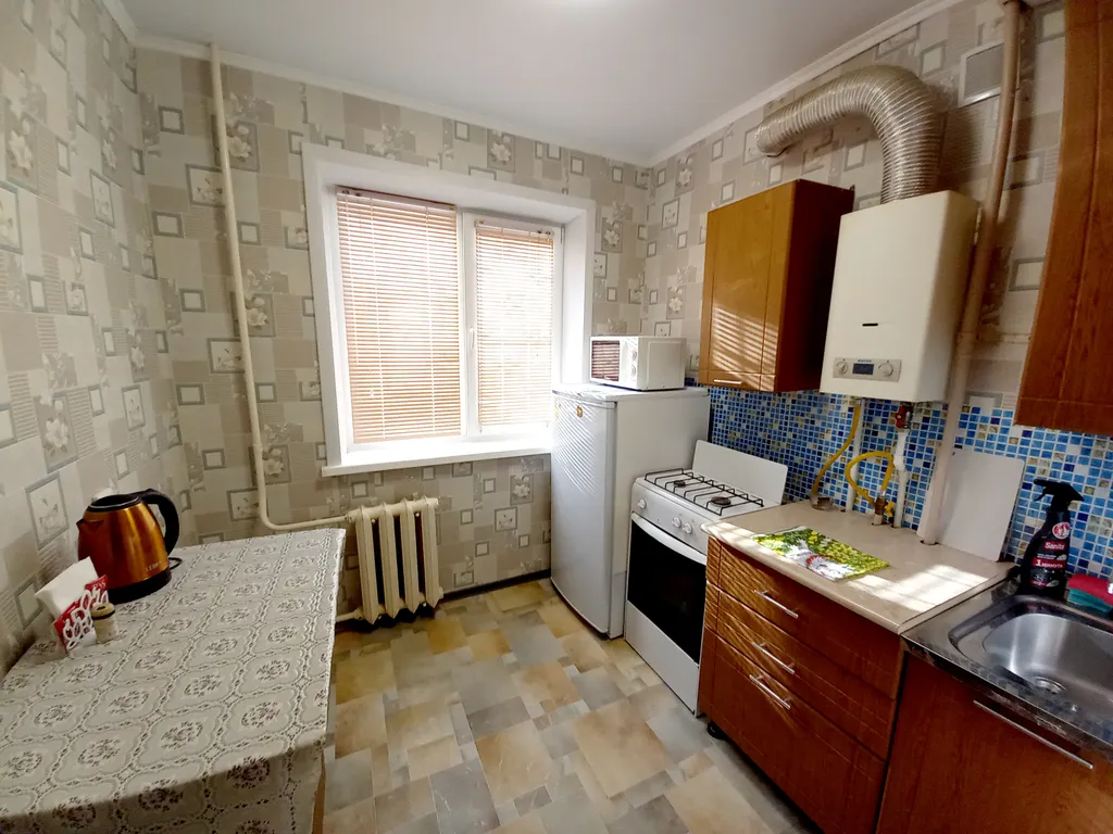 Двухкомнатная квартира на Коммунистической