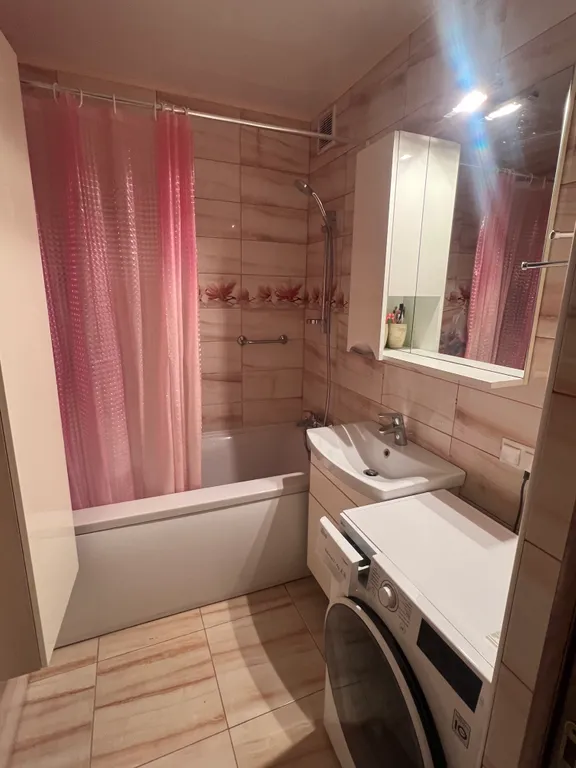 Комфортная квартира в спальном районе