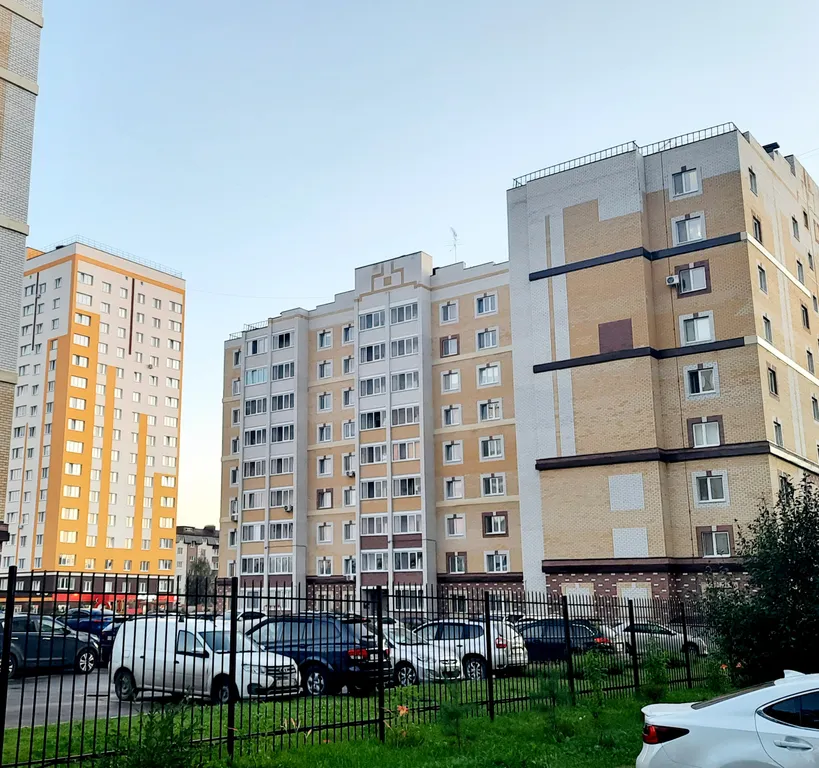 Апартаменты в новом кирпичном доме с современным ремонтом