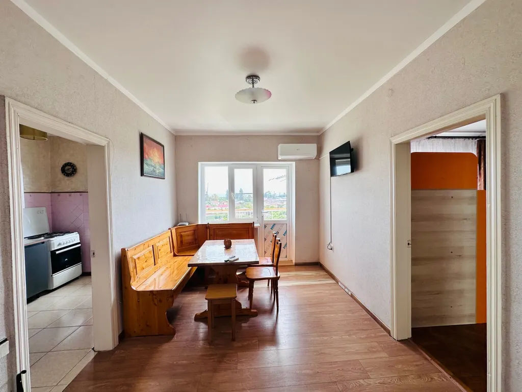 Квартира Квартира с балконом на Почтовой улице — Сухум