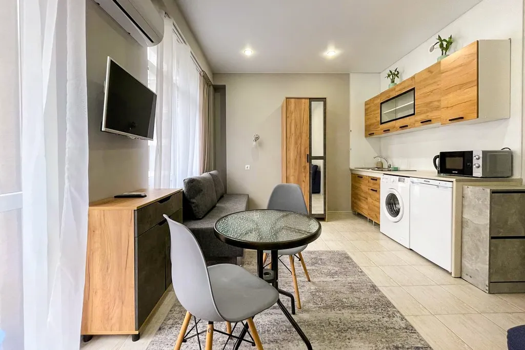 Уютная студия Морент с видом на море и двор, ЖК Сорренто Парк