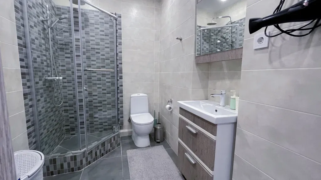 Квартира Апартаменты с балконом с видом на море — Адлер