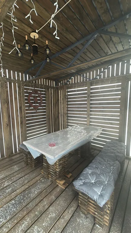 Частный дом с баней на дровах