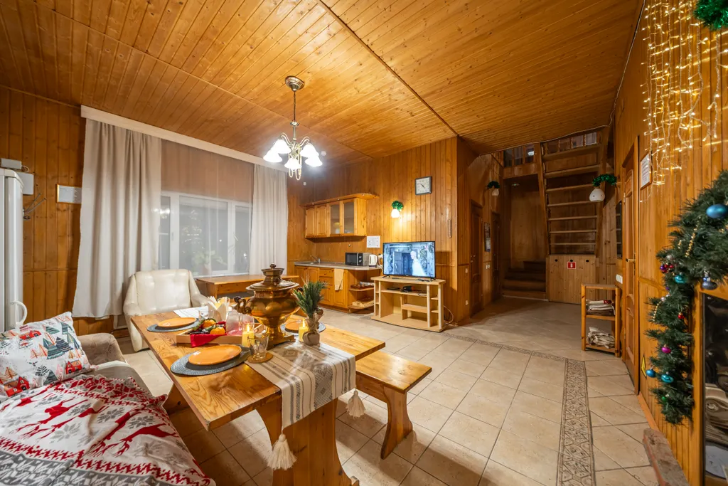 Дом с видом на лес