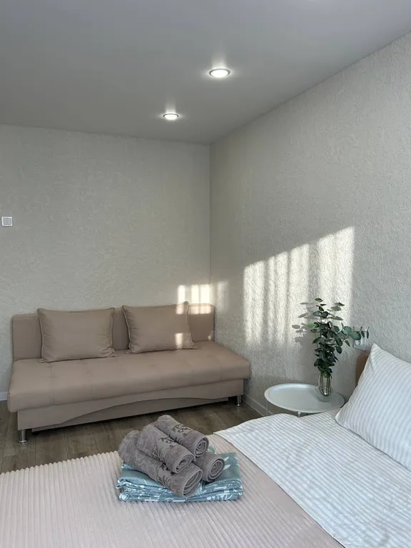 Чистая, уютная квартира с новым ремонтом в центре города