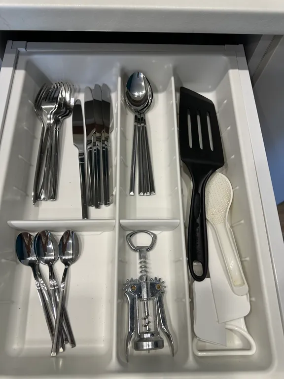 Уютная новая квартира с высокими потолками и потрясающими закатами