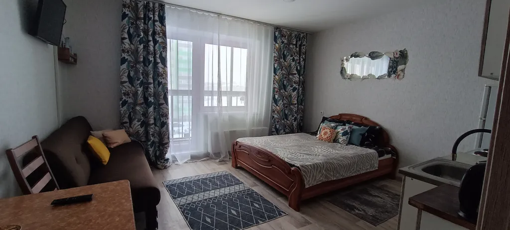 Квартира Тропическая студия в центре — аренда посуточно в Копейск