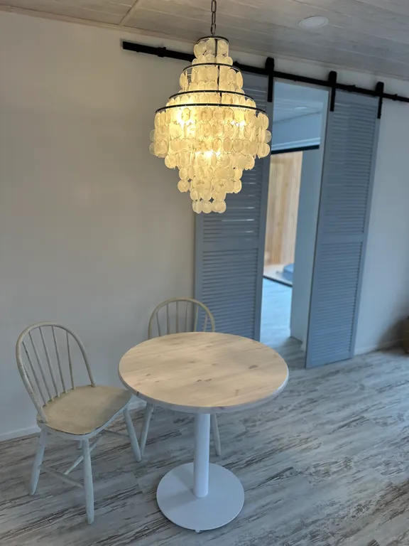 Коттедж с джакузи и видом на горы