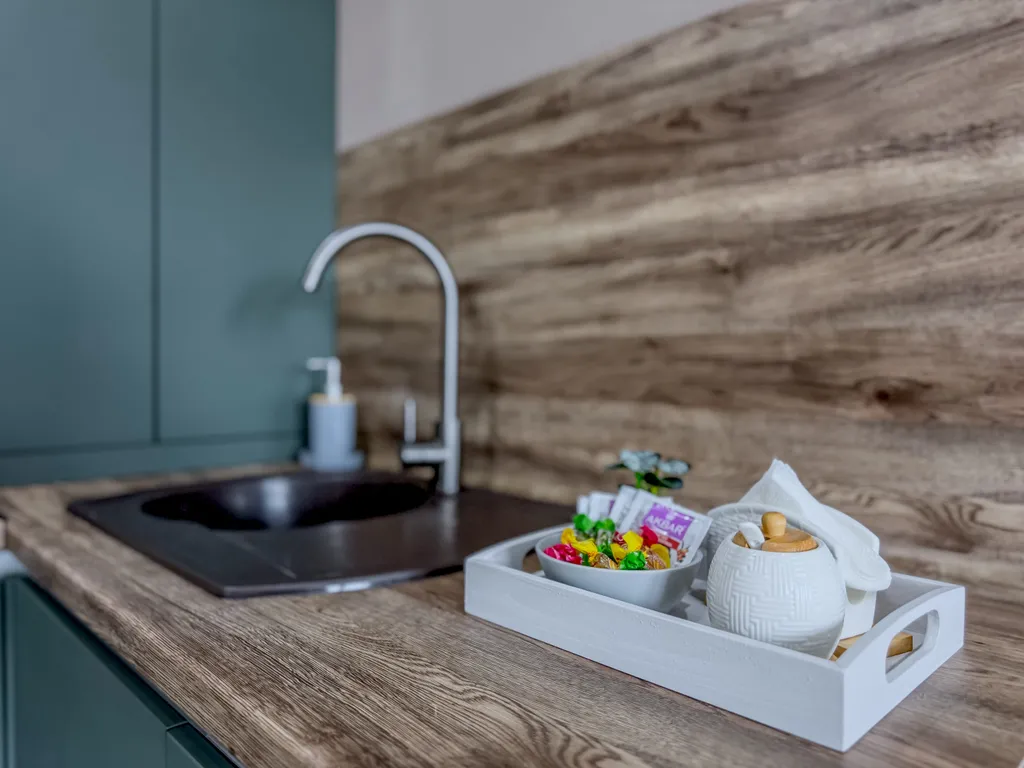 Квартира с евроремонтом, вид на город и реку