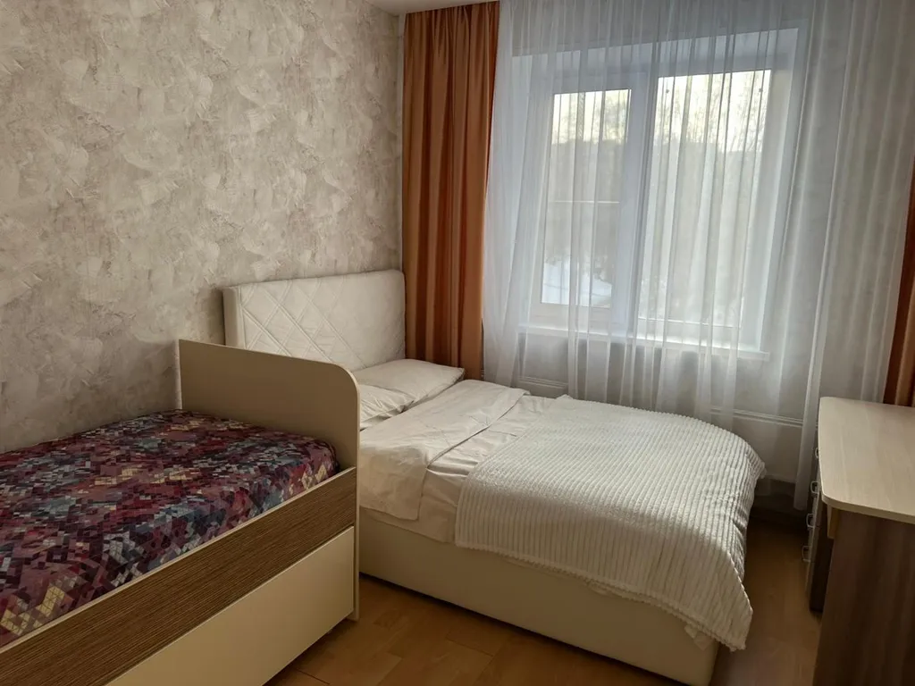 Трёхкомнатная квартира на ДОСААФе