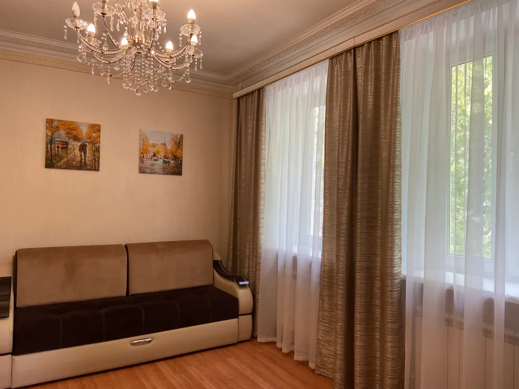 Классическая 2-комнатная квартира в центре