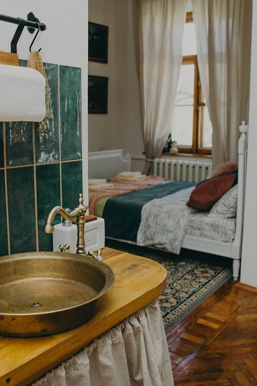 Гермес в доме-музее XIX века