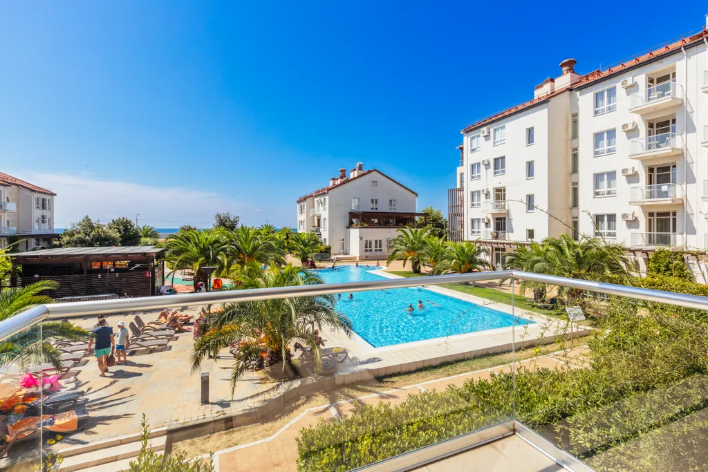 Апартамент с балконом с видом на море