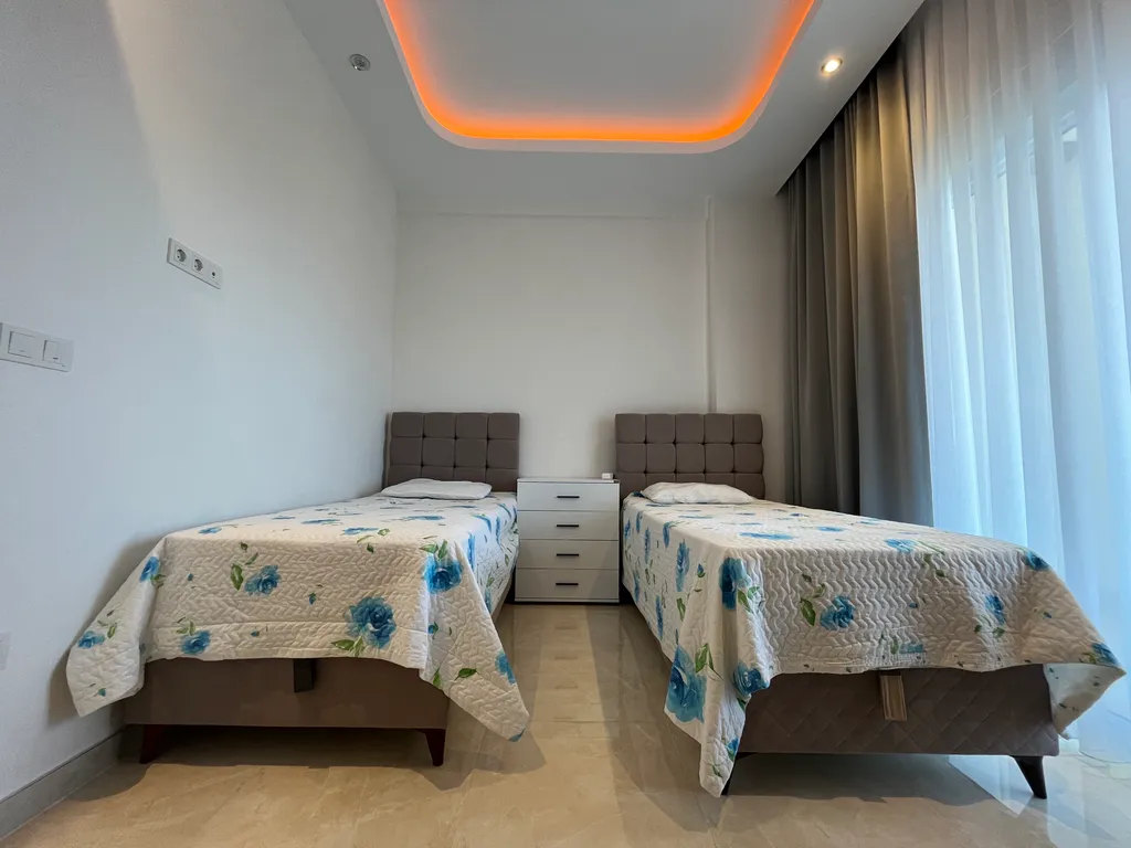 Просторная 2-этажная квартира с видом на море 10 минут от пляжа