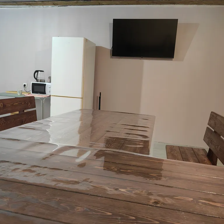 Уютный дом со всеми удобствами для большой компании у парка Теснины