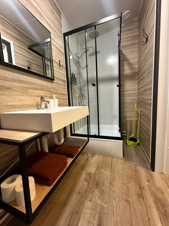 Коттедж Коттедж в стиле Барнхаус в аутентичном лесу — Петяярви