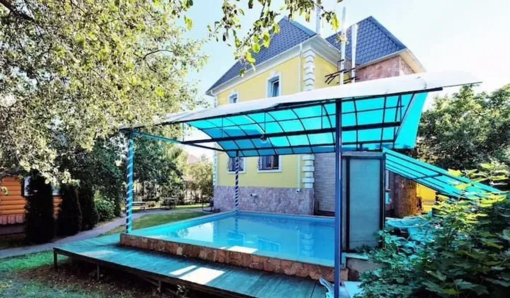 Коттедж Дом с бассейном для хорошего отдыха — аренда посуточно в Видное